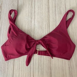 Hollister swim top size medium